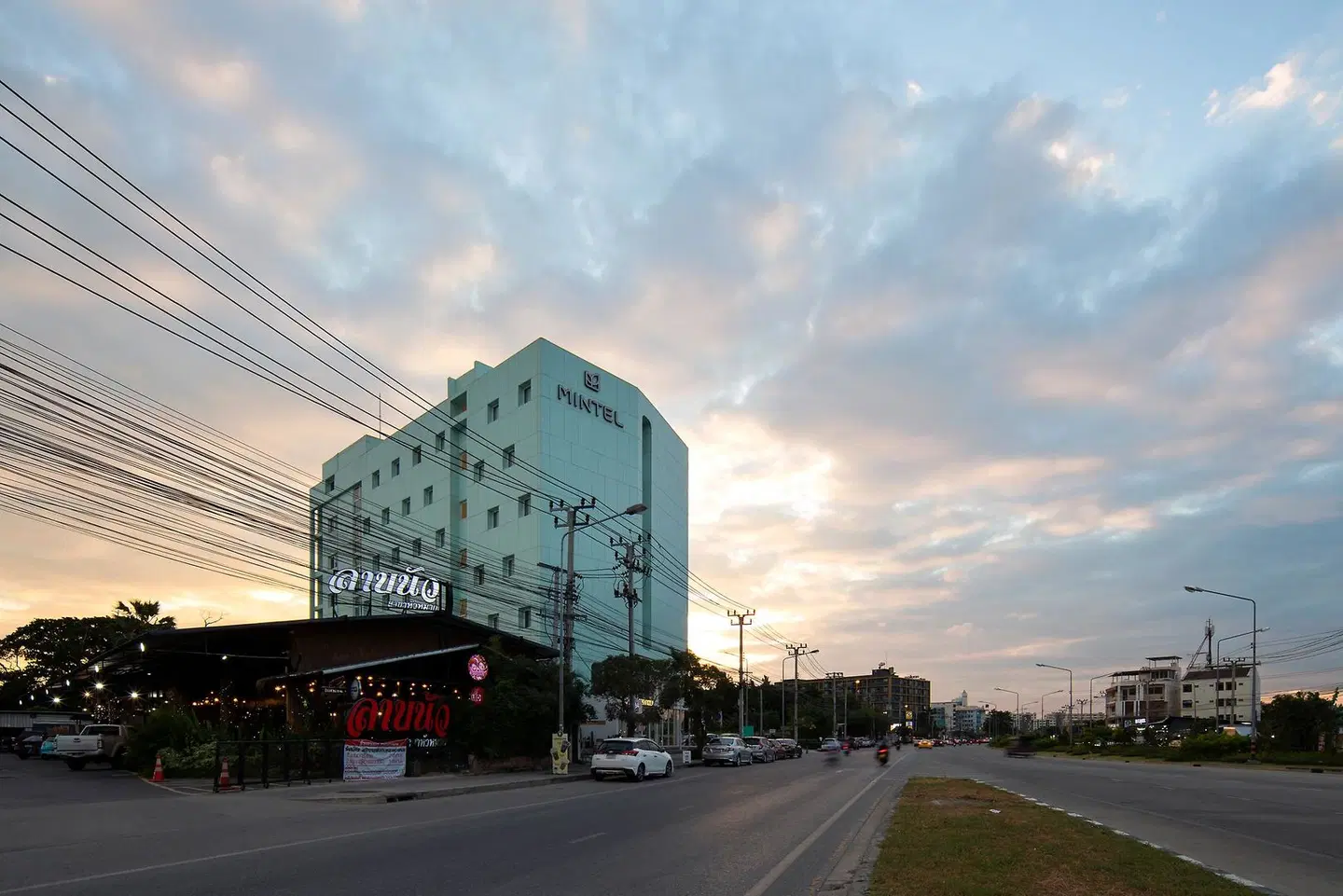 Mintel Huamark EXTERIOR