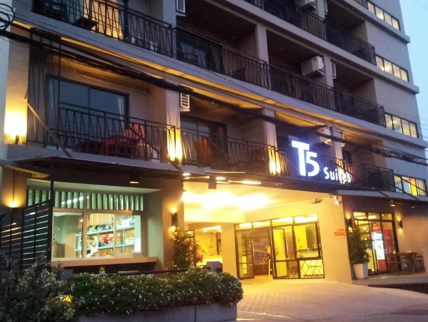T5 Suites @ Pattaya EXTERIOR