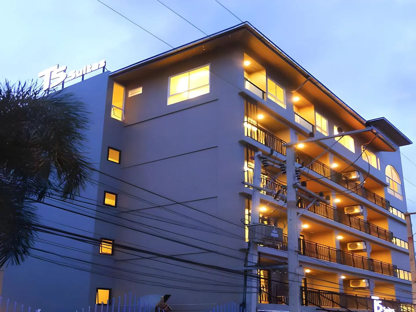 T5 Suites @ Pattaya EXTERIOR