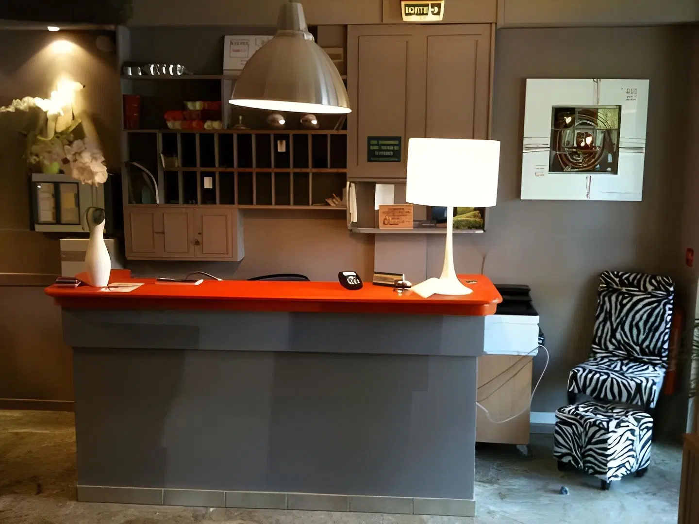 L'Eau des Collines LOUNGE_LOBBY