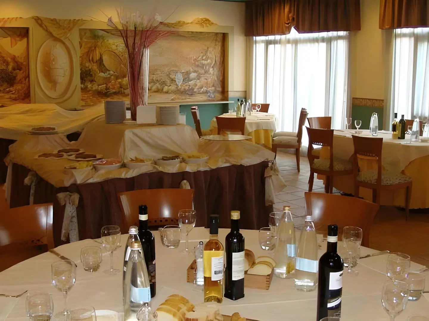 Green Hotel Restaurant