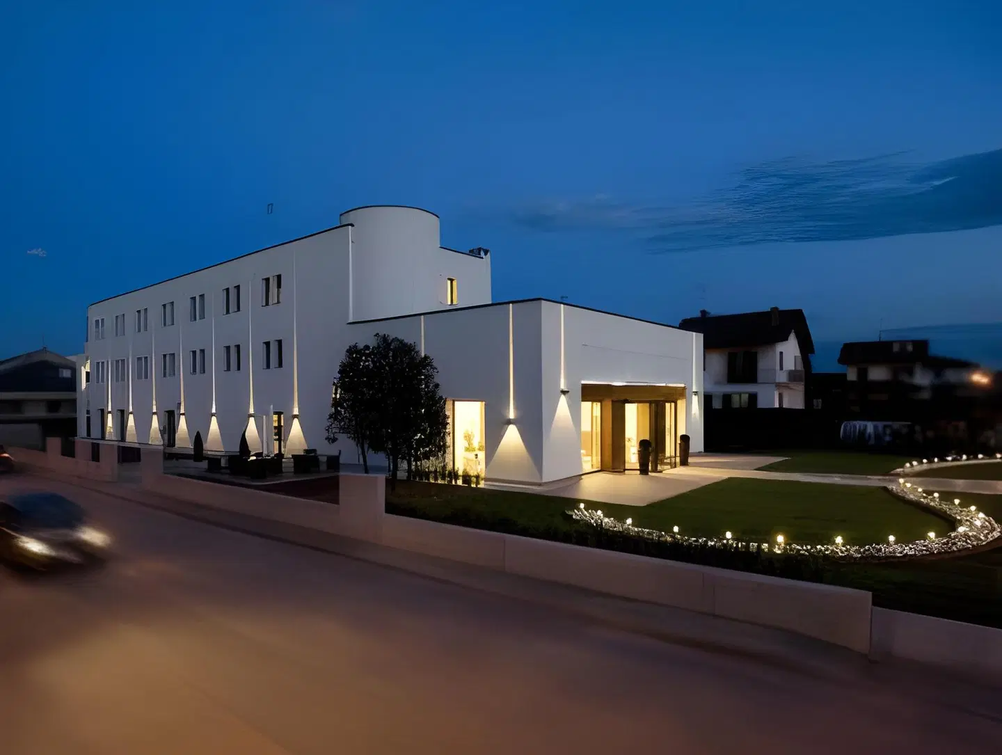 Napoleon EXTERIOR