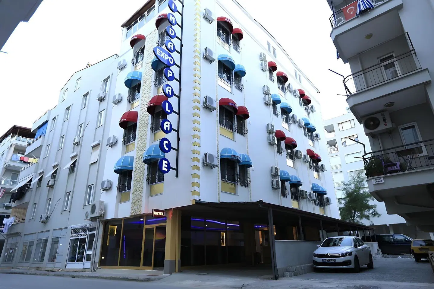 Linda Expo Palace EXTERIOR