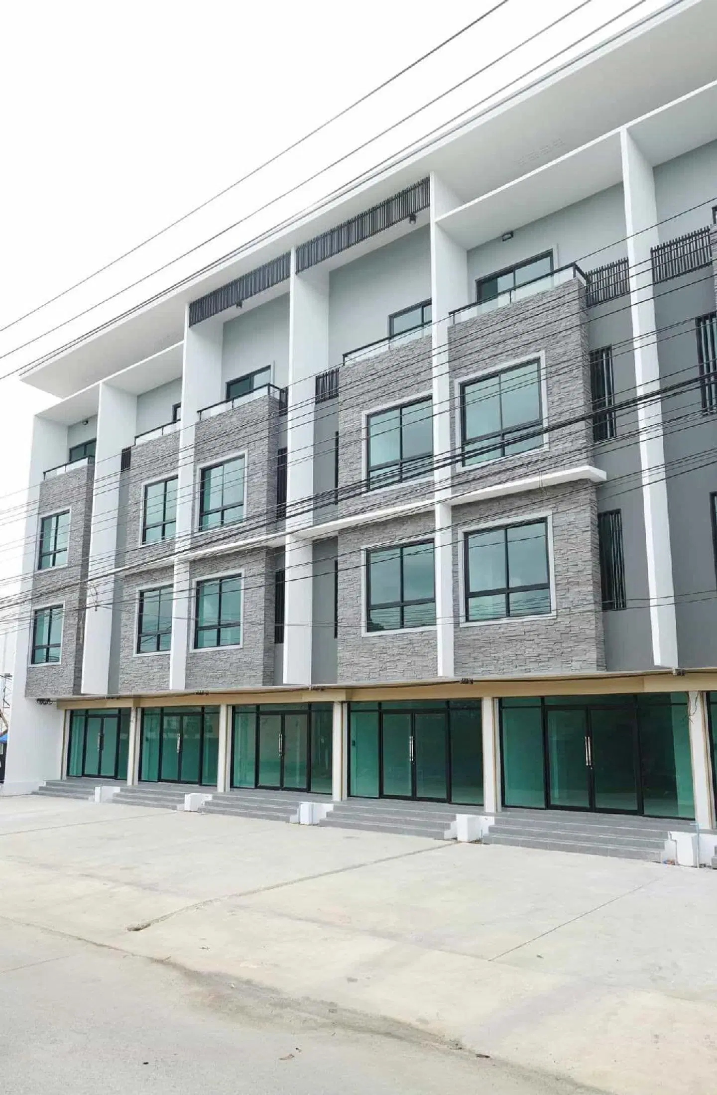 NW Apartment Lasalle 59 EXTERIOR