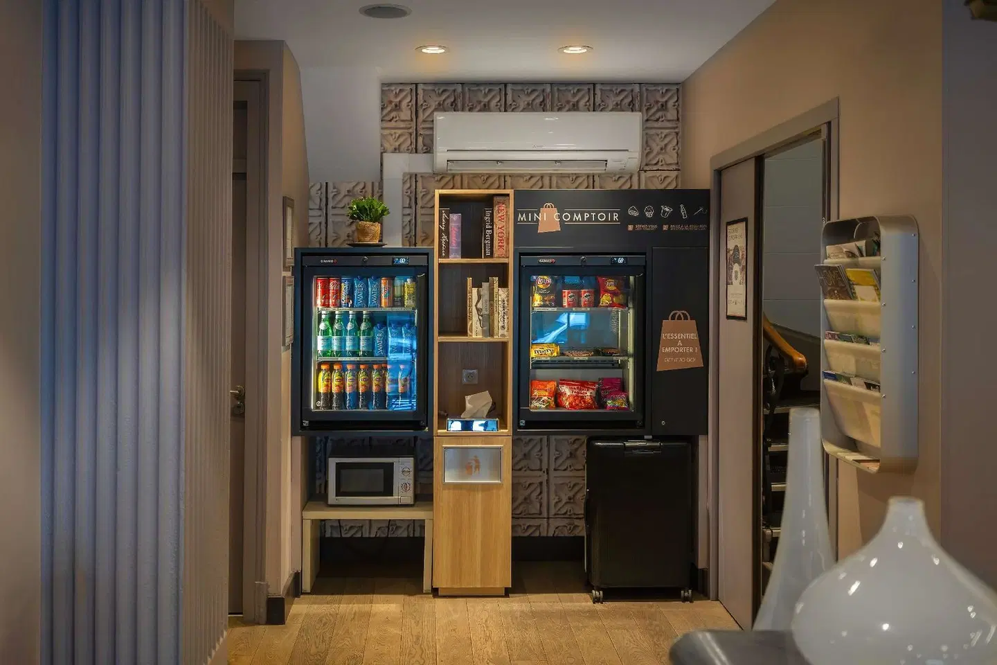 Campanile Annecy Centre - Gare LOUNGE_LOBBY