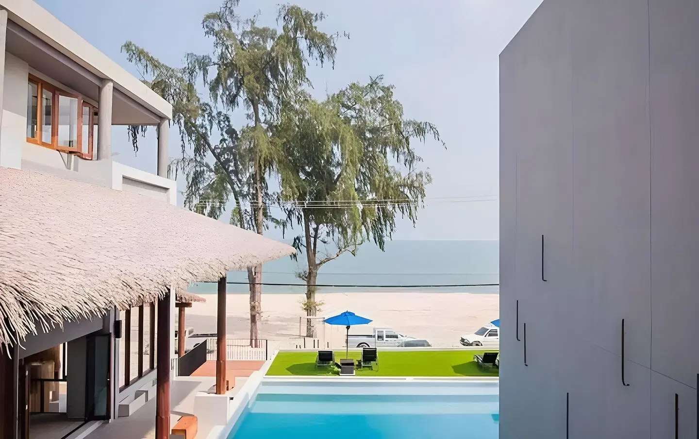 Lullaby The Sea Hua Hin OUTDOOR_POOL