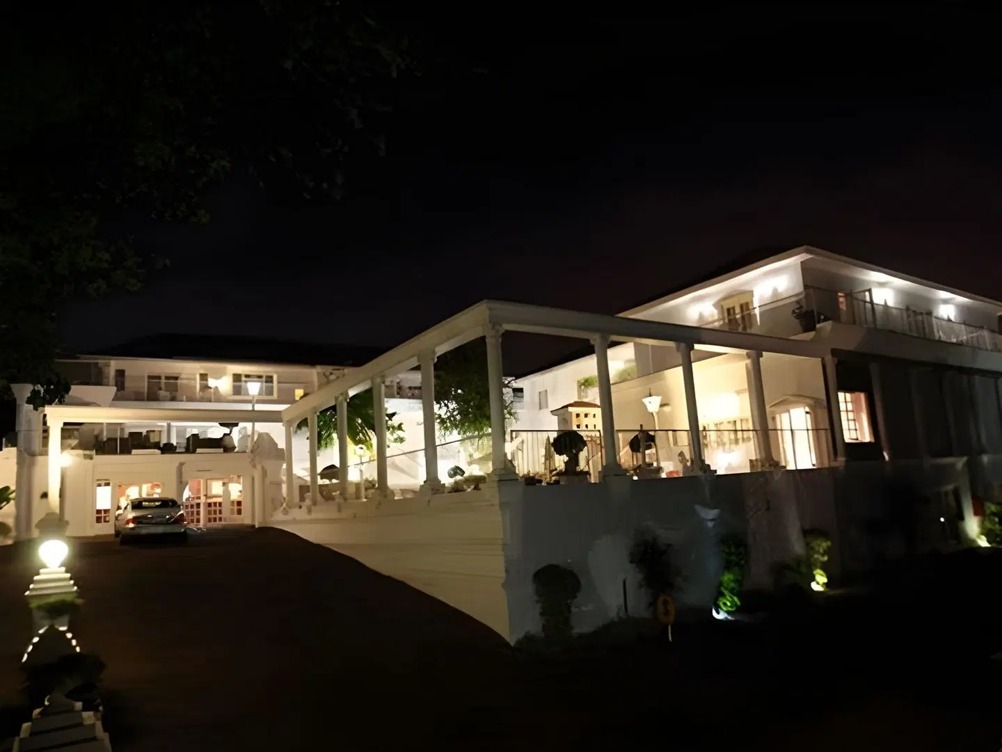 Emakhosini Boutique Hotel EXTERIOR