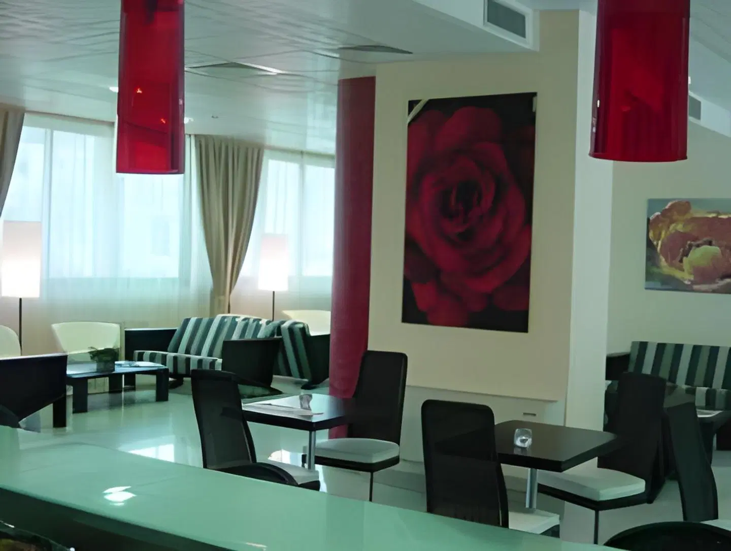Parisi LOUNGE_LOBBY
