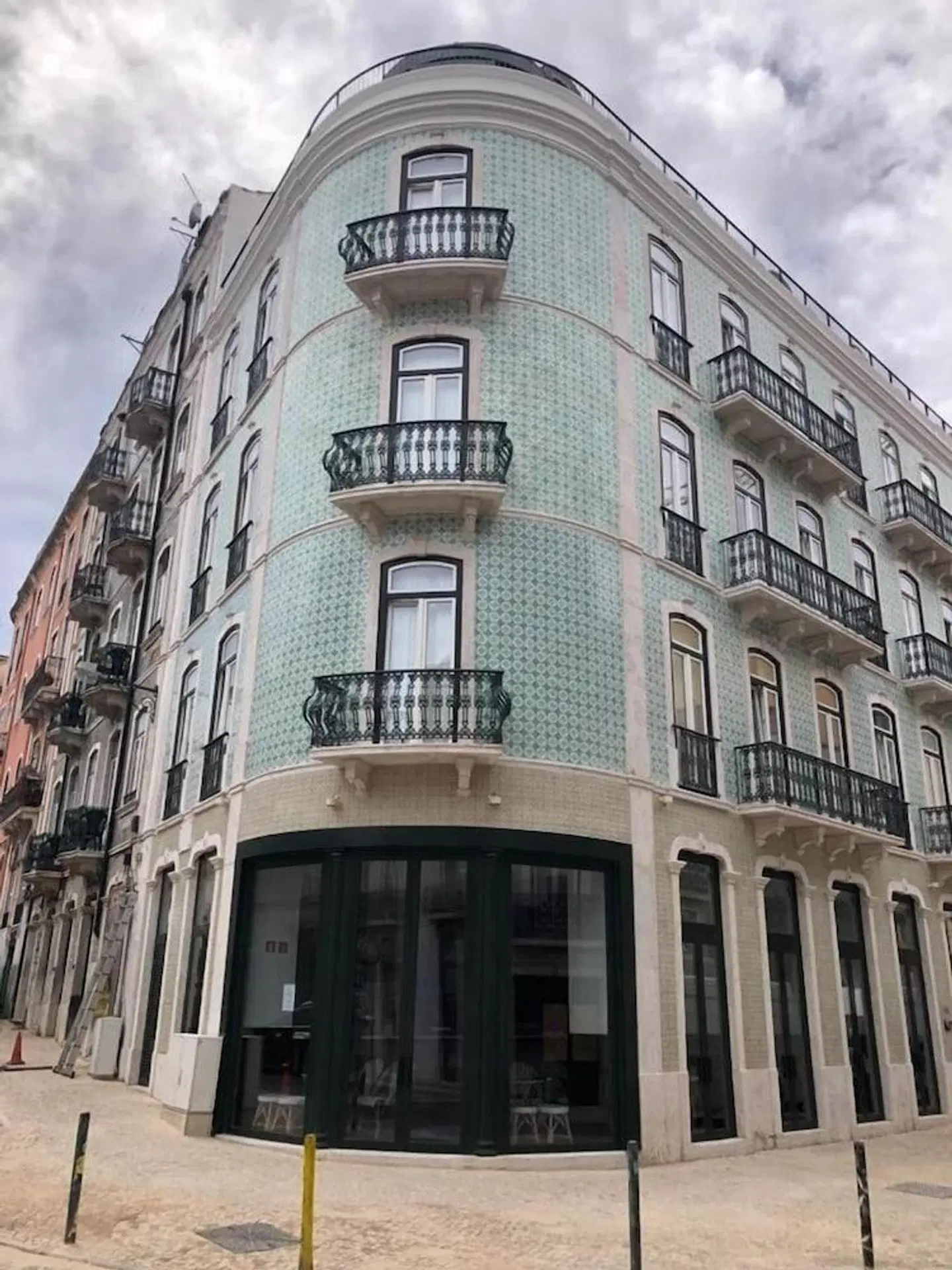 Be Lisbon Hostel Intendente EXTERIOR