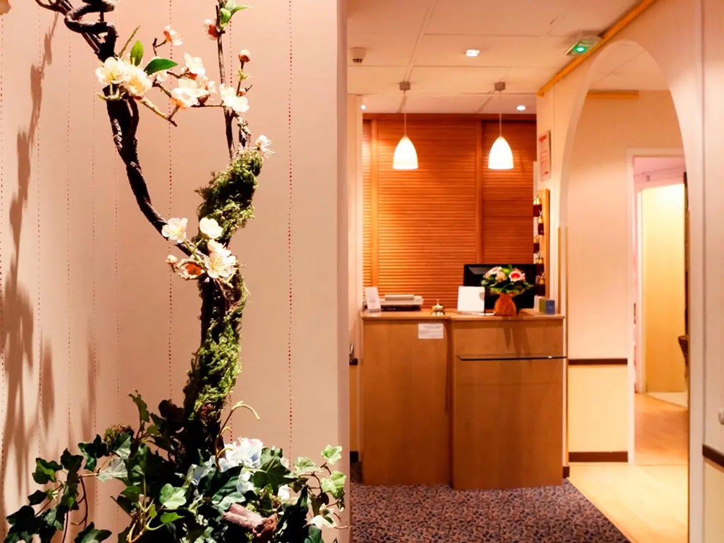 du Dauphin LOUNGE_LOBBY