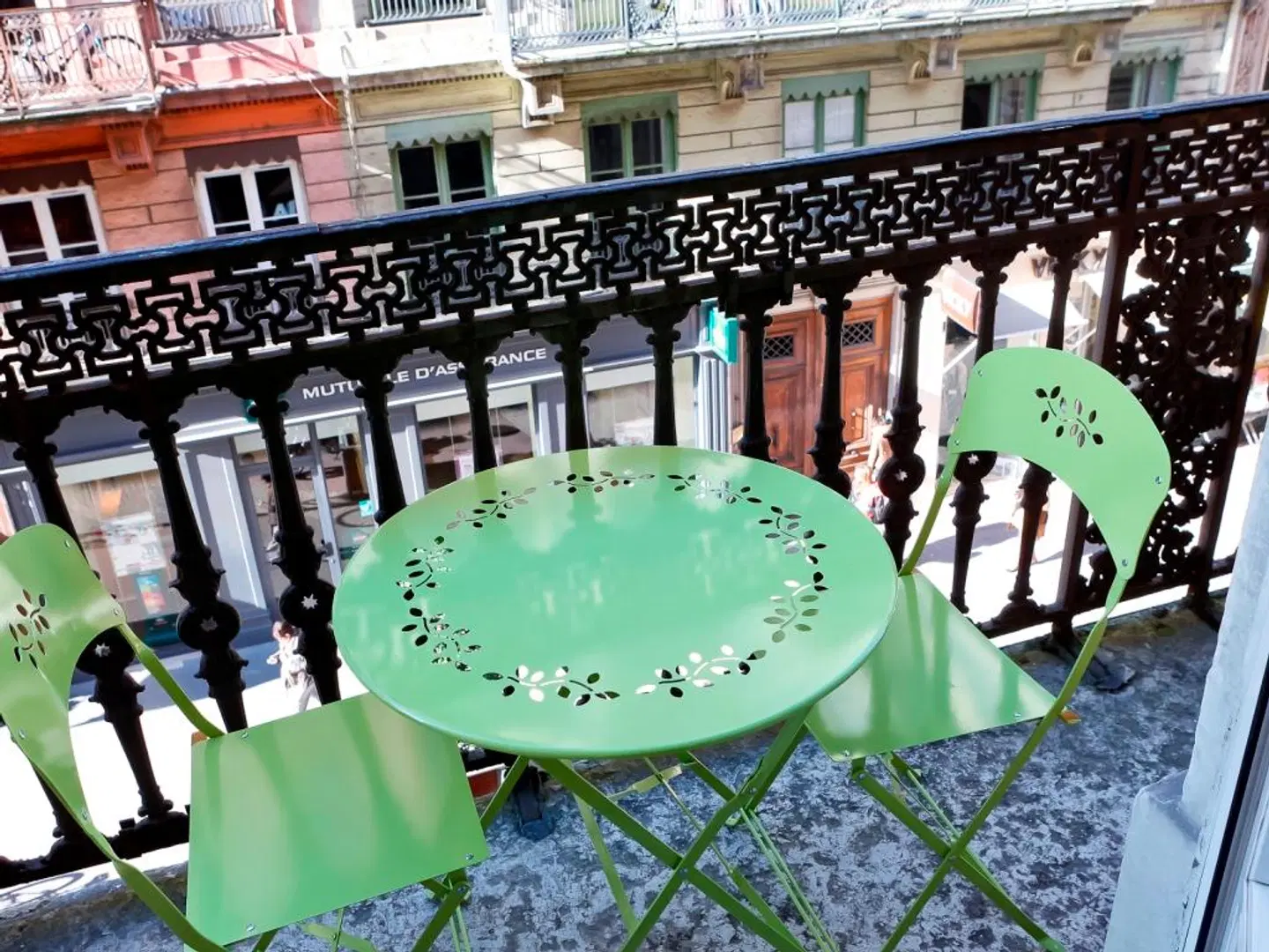 du Dauphin Restaurant