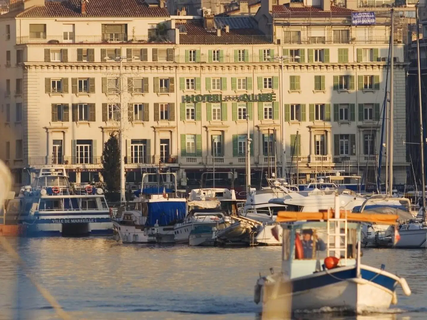 Hôtel LIFE Marseille VP EXTERIOR