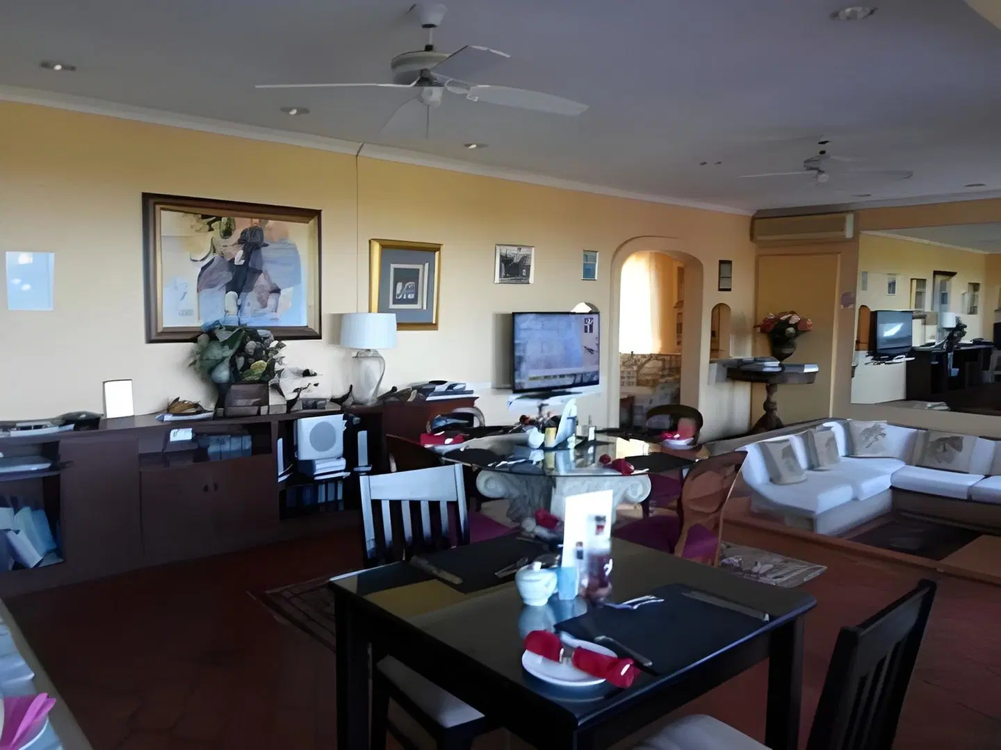 Kingston Place Guesthouse Restaurant