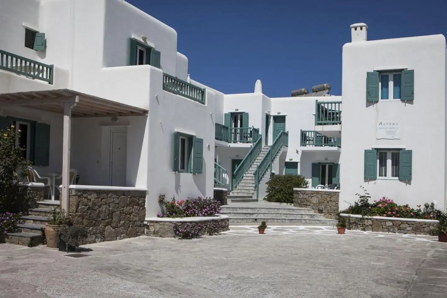 Asteri Hotel EXTERIOR