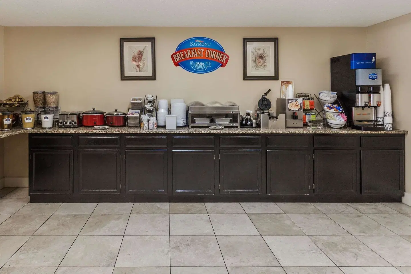 Baymont Inn & Suites Pigeon Forge LOUNGE_LOBBY