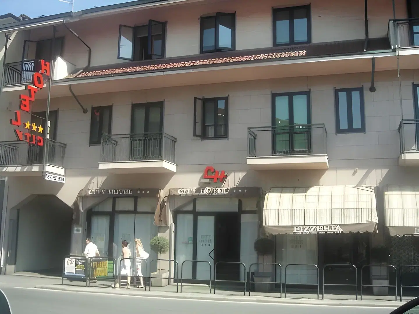 City EXTERIOR