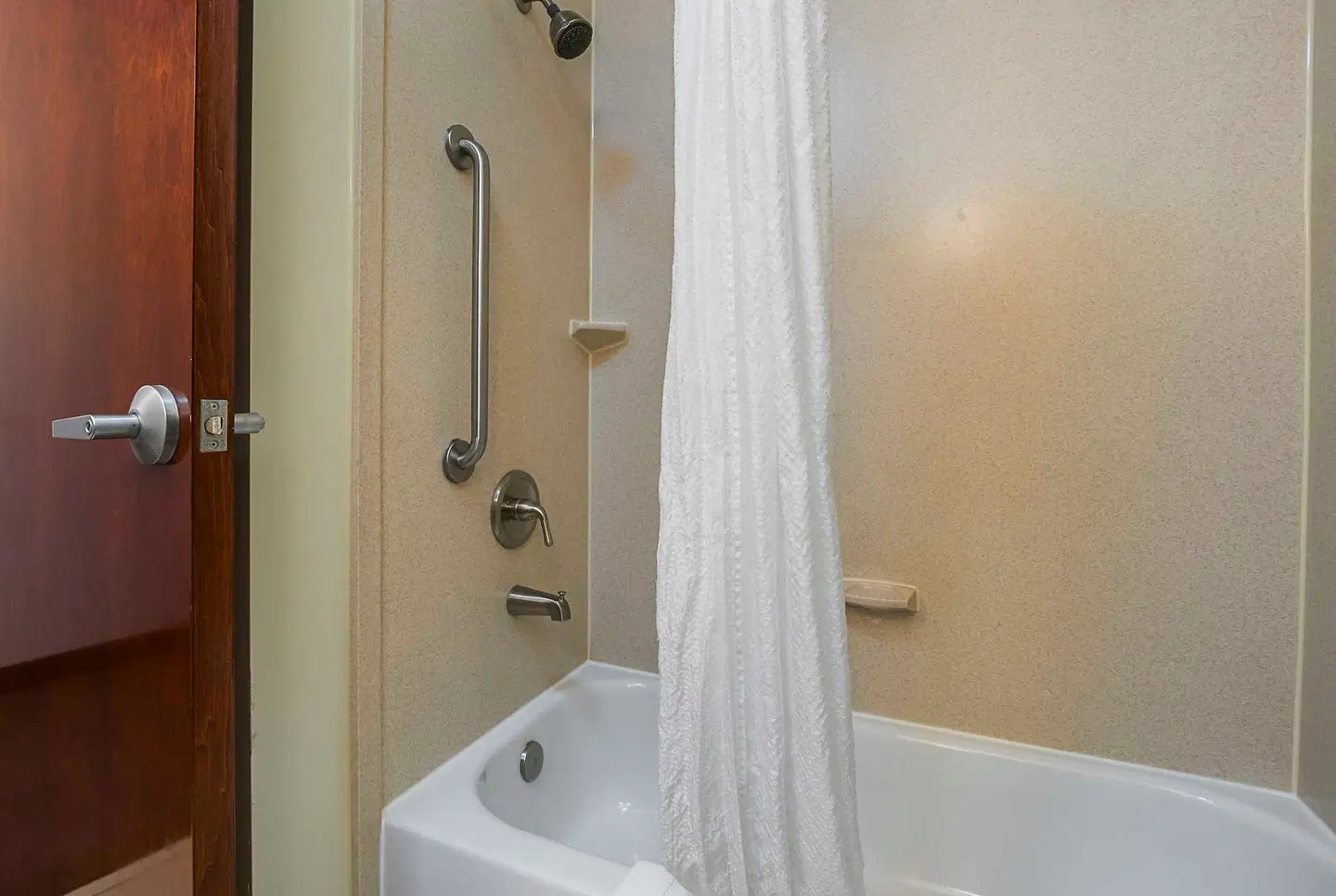 Sleep Inn & Suites Badezimmer