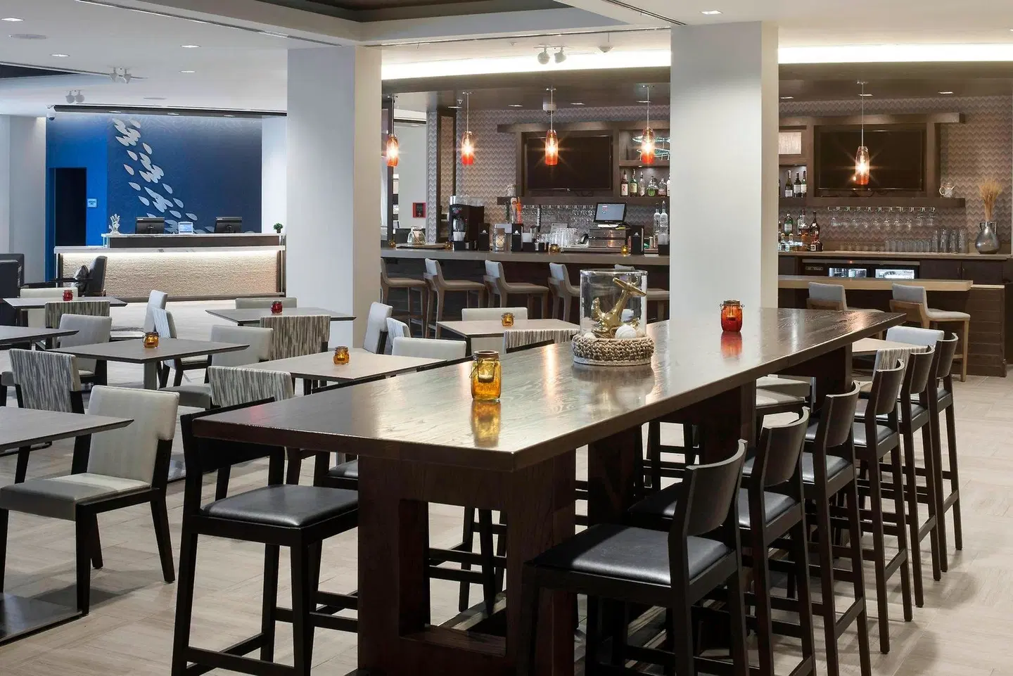 SpringHill Suites by Marriott Clearwater Beach Bar