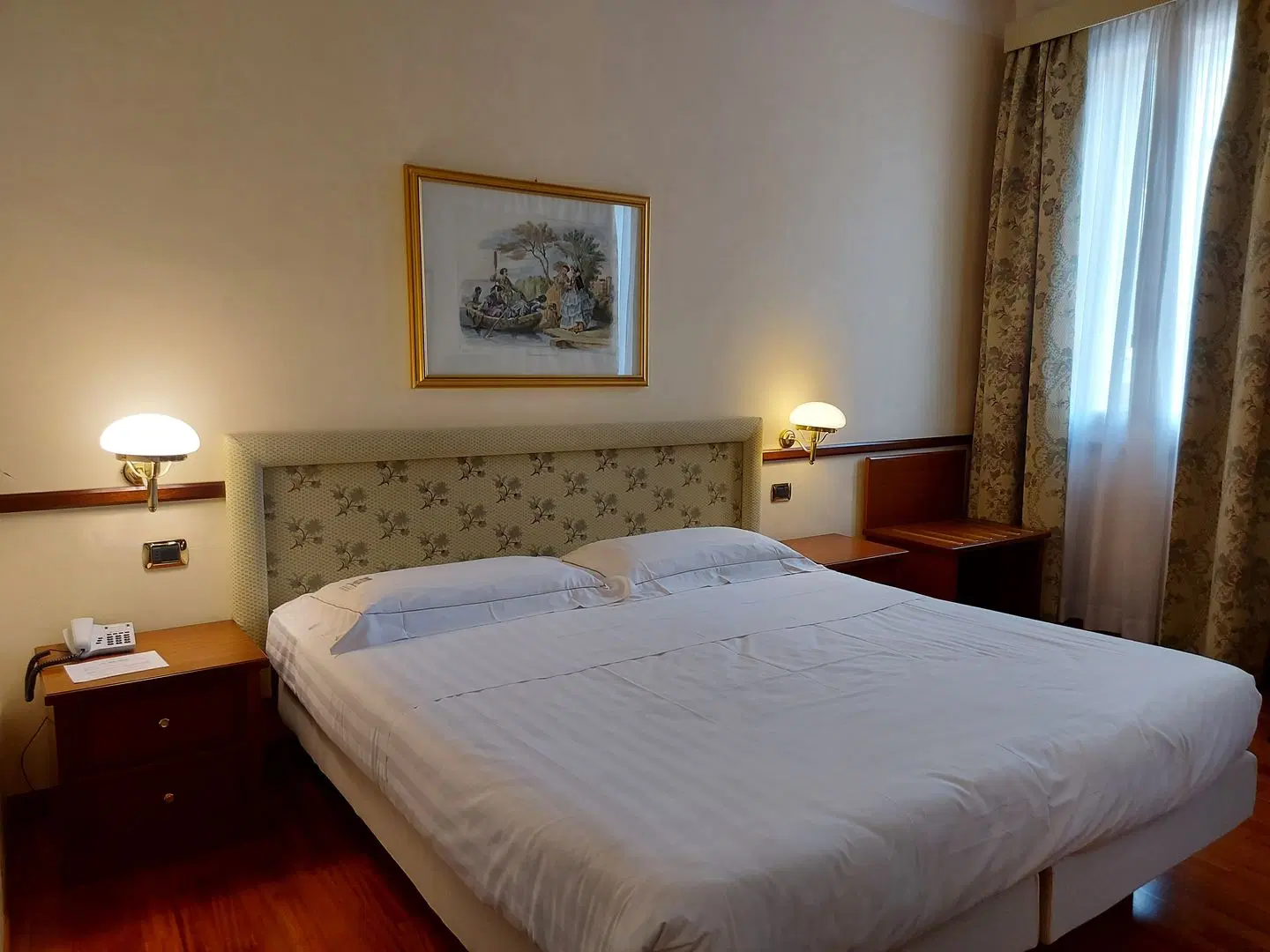 Dei Medaglioni ROOM_EXAMPLE