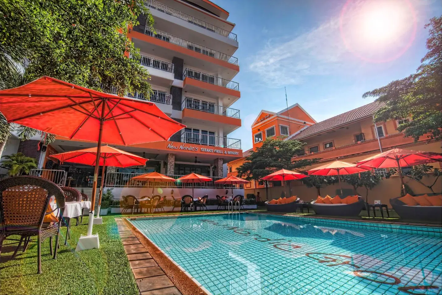 New Nordic Hotel Pattaya OUTDOOR_POOL