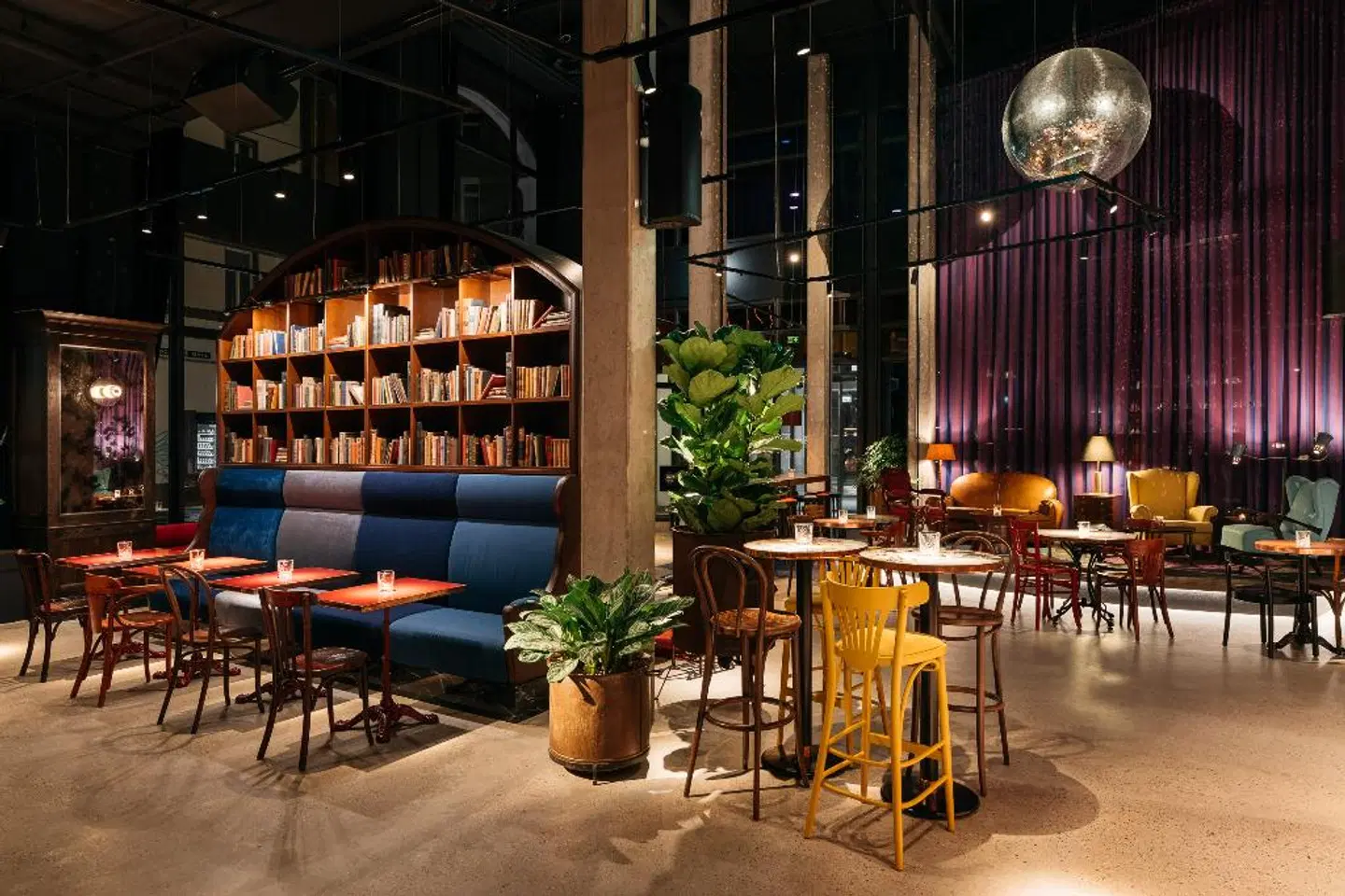 Ruby Hanna Hotel Stuttgart Bar