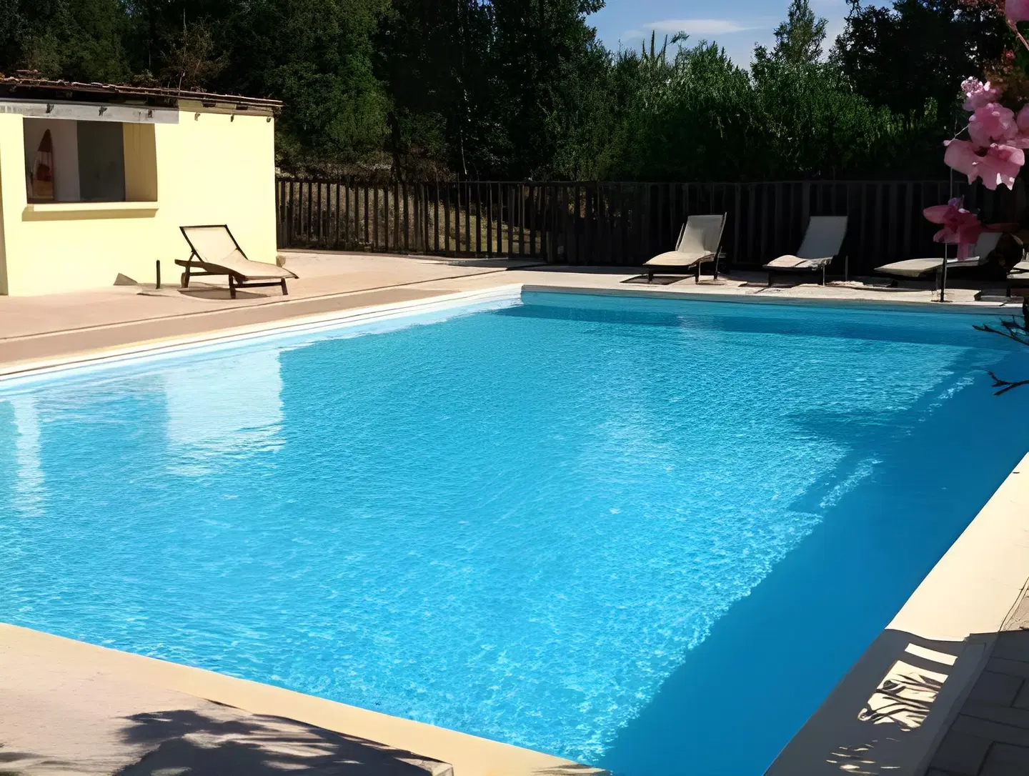 La Bastide de Sanilhac OUTDOOR_POOL