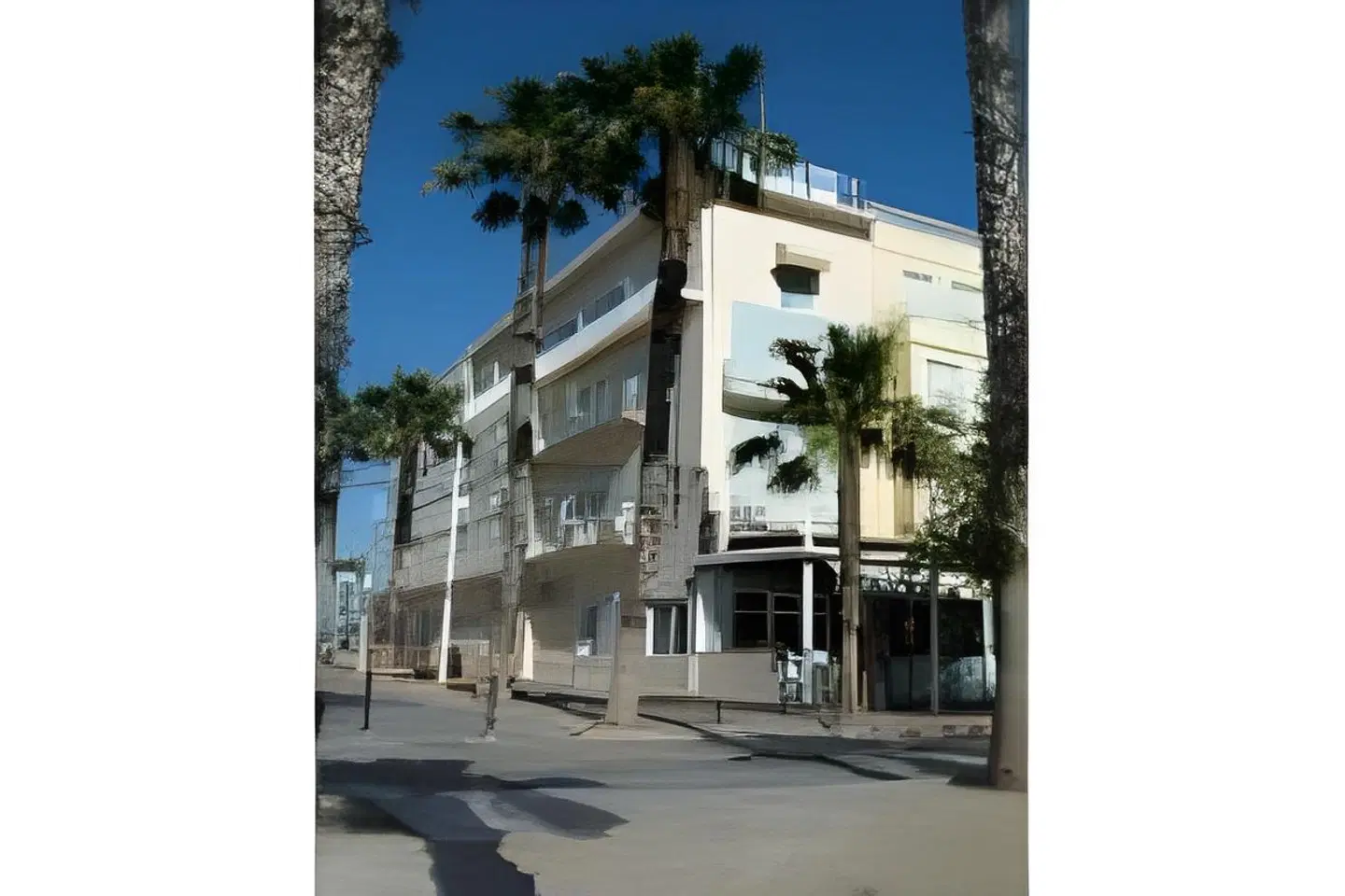Miramar EXTERIOR