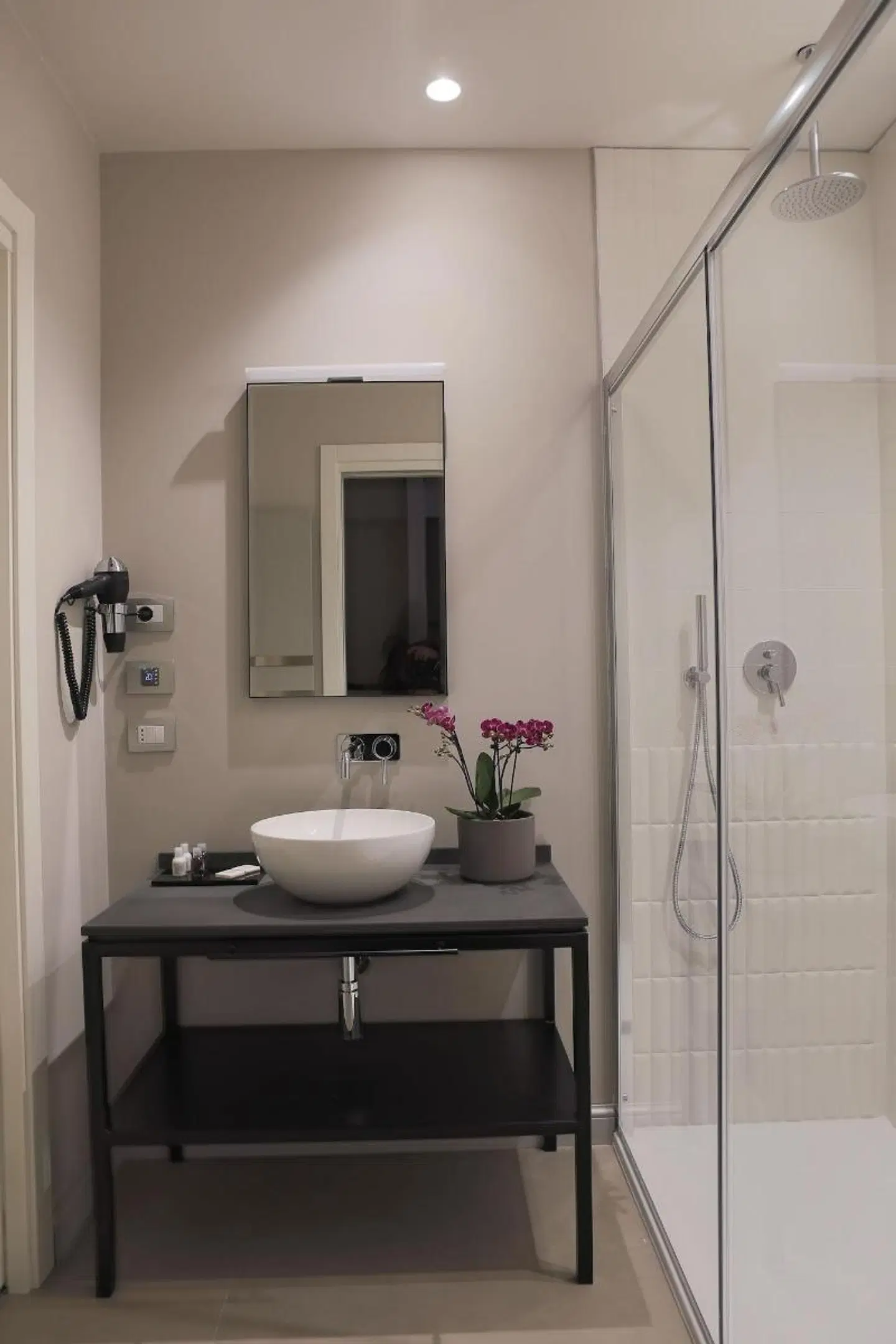 Opera35 Suite & Studio Badezimmer