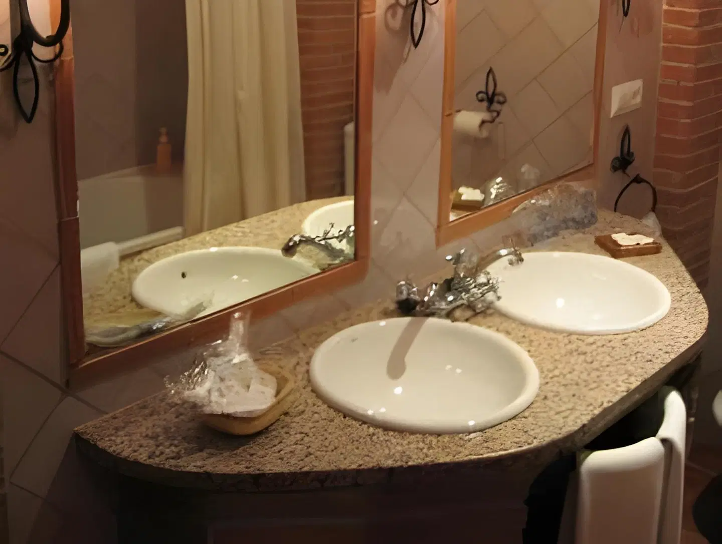 Hostal El Escudo de Mijas Badezimmer