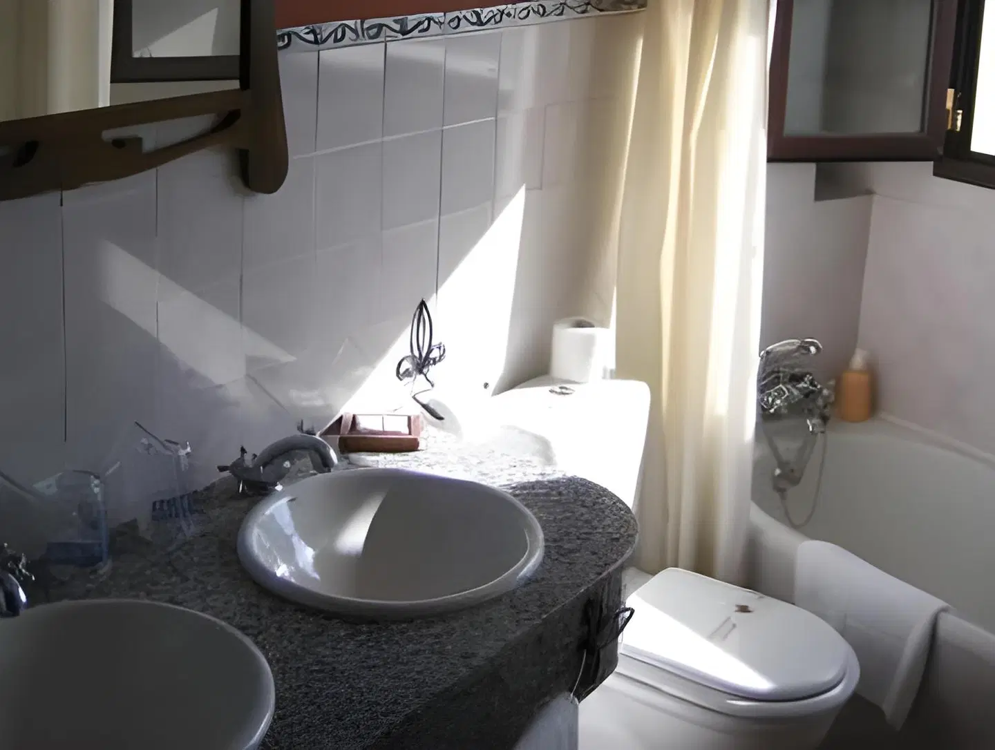 Hostal El Escudo de Mijas Badezimmer
