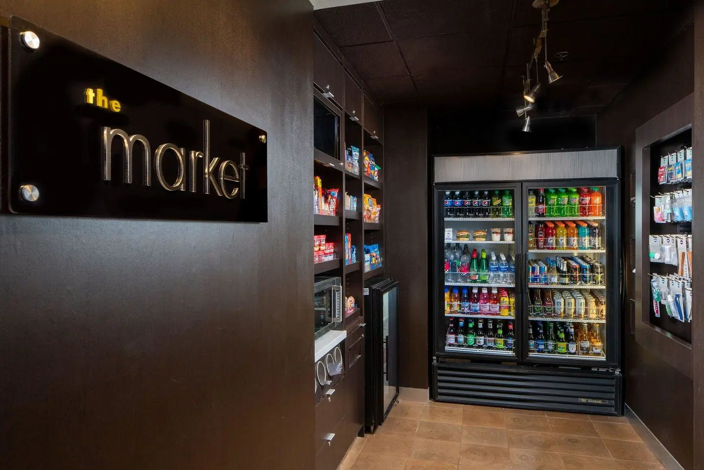Courtyard by Marriott Nashville Airport Bar