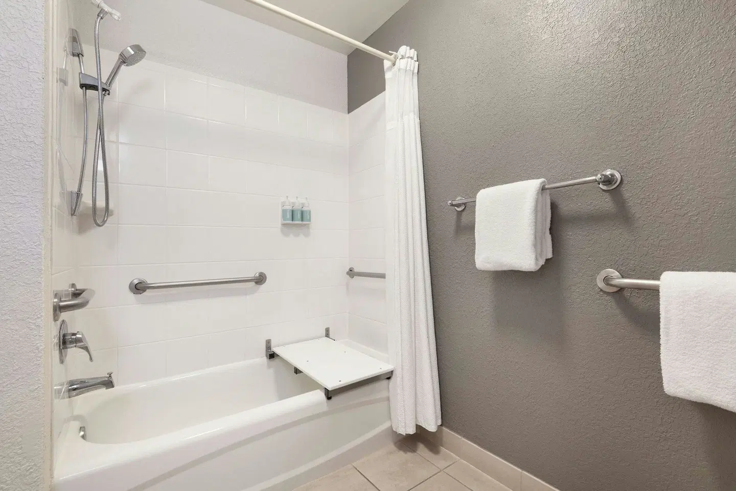 Courtyard by Marriott Nashville Airport Badezimmer