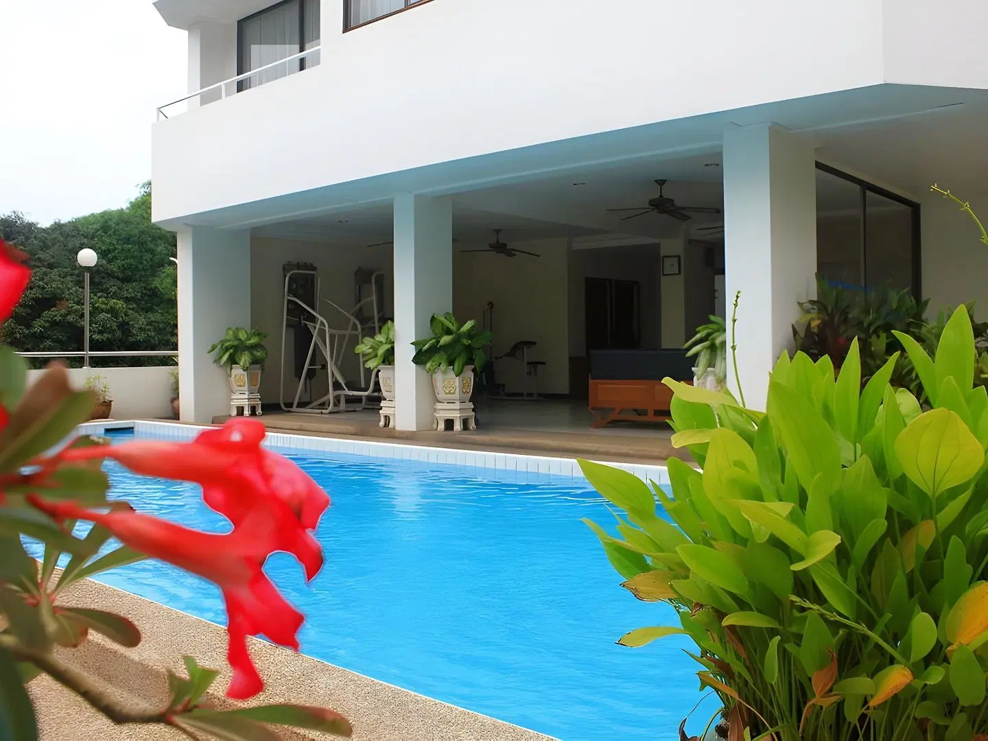 The Monaco Residence OUTDOOR_POOL