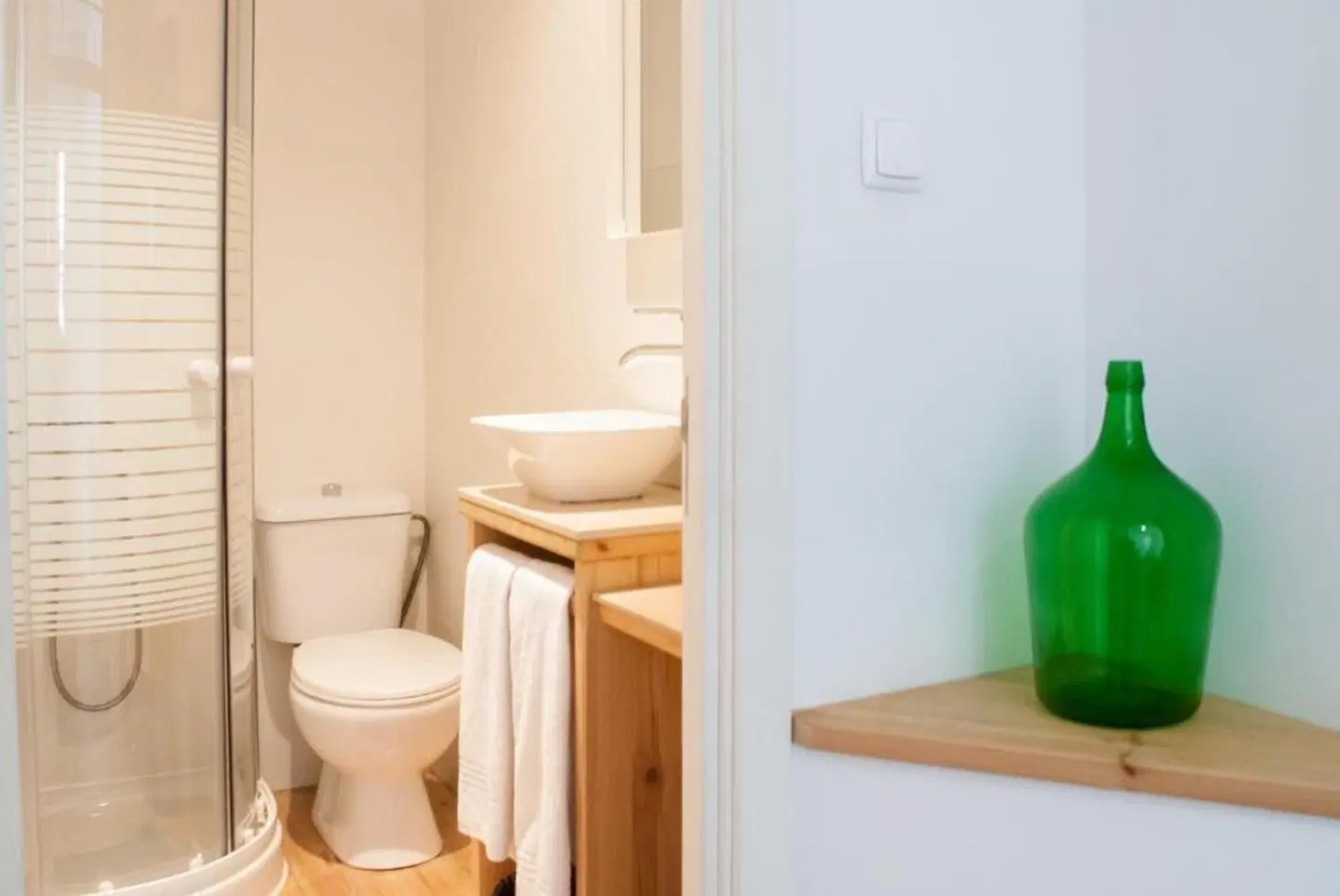 BoHo Guesthouse Rooms & Apartments Badezimmer