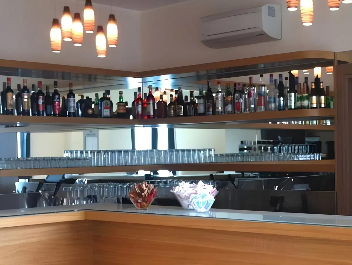 Novarello Bar