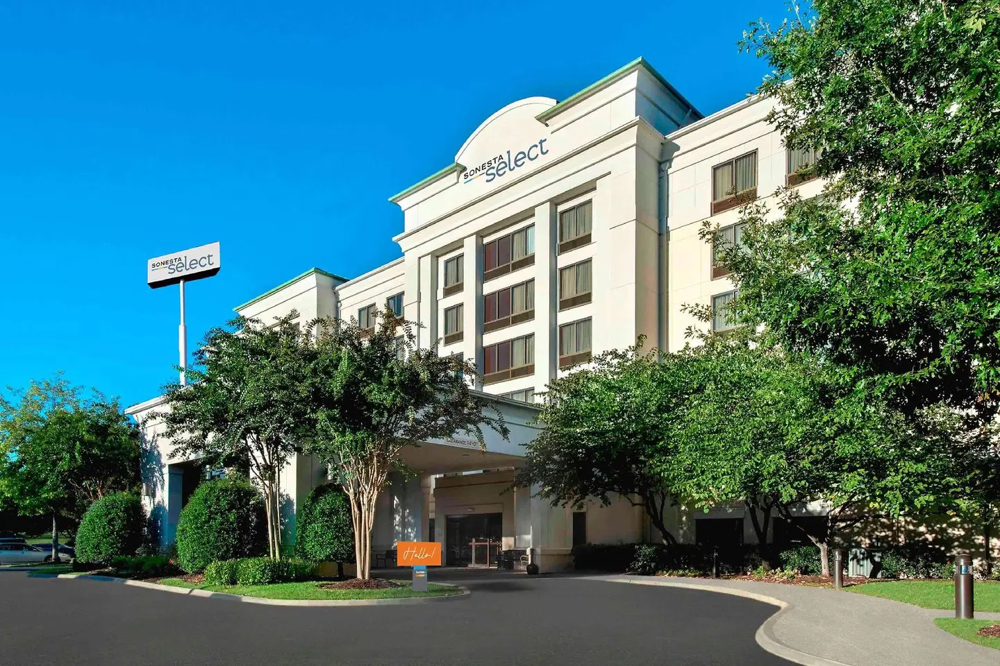 Sonesta Select Nashville Airport Suites EXTERIOR