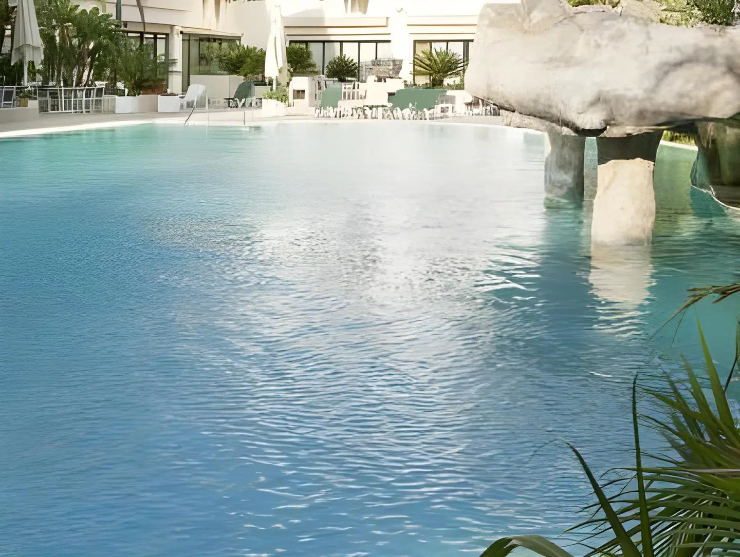 Apartamentos Guadalpin Boutique OUTDOOR_POOL