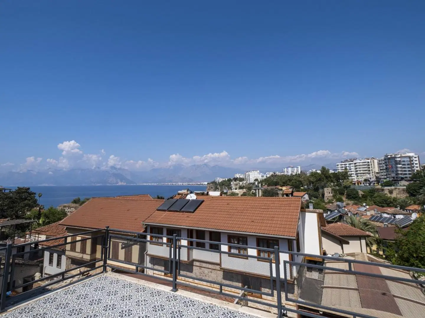Solo Boutique Hotel Terrasse