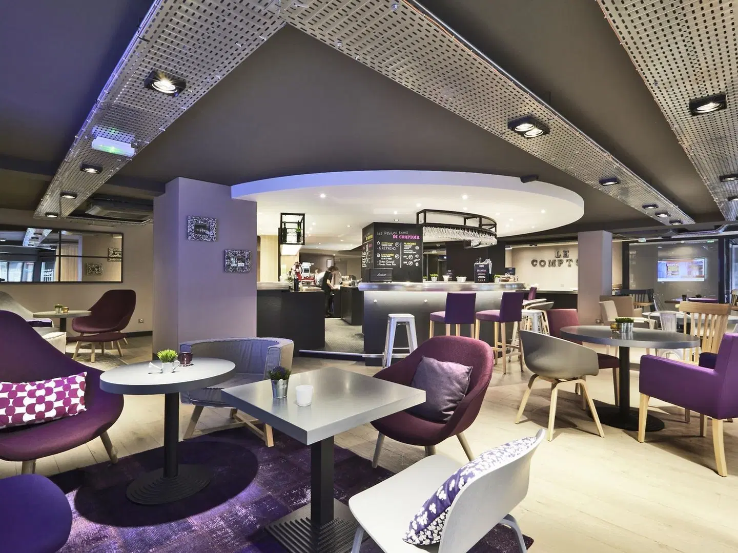Campanile Lyon Centre - Gare Perrache - Confluence Bar