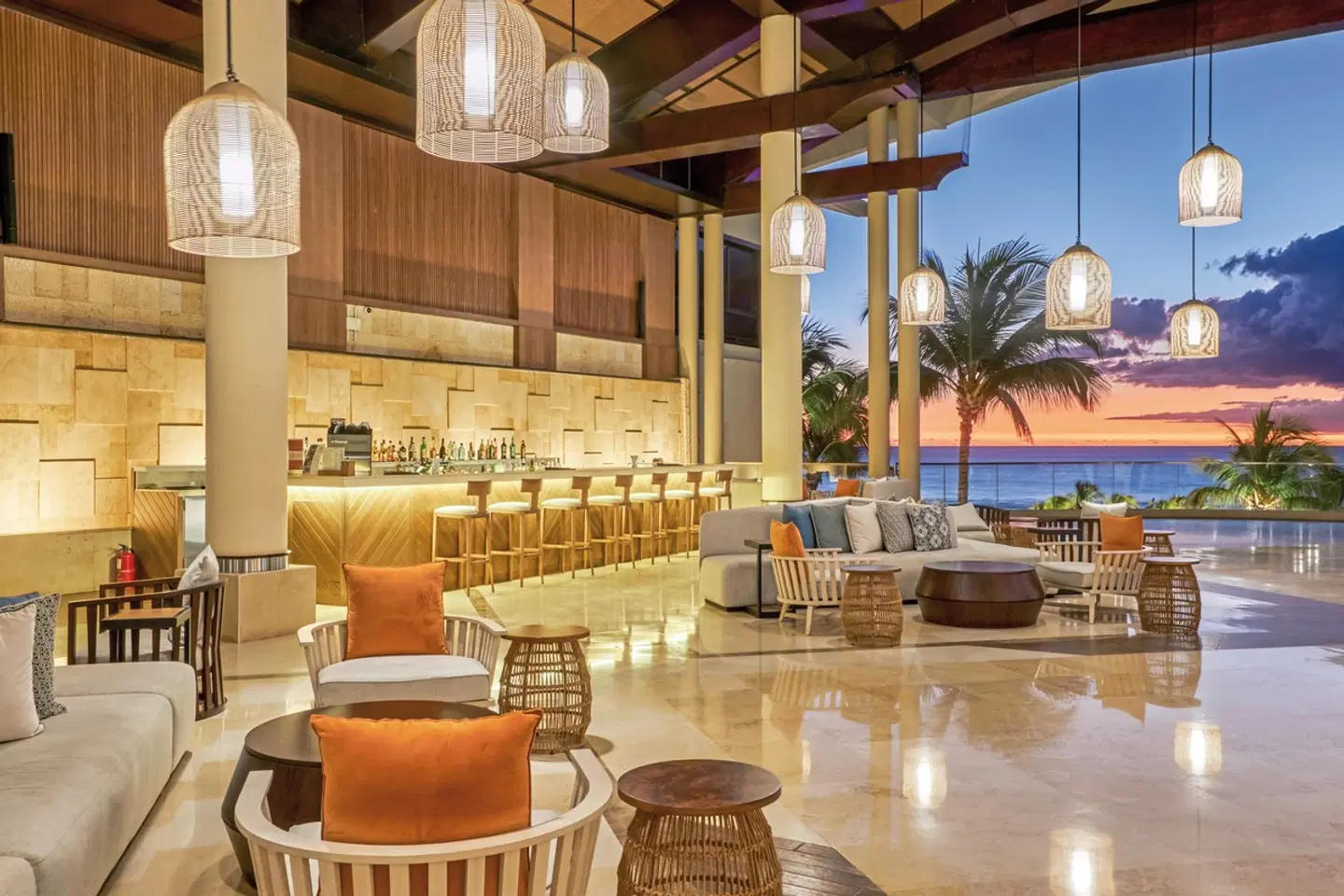 InterContinental Mauritius Resort Balaclava Fort Bar