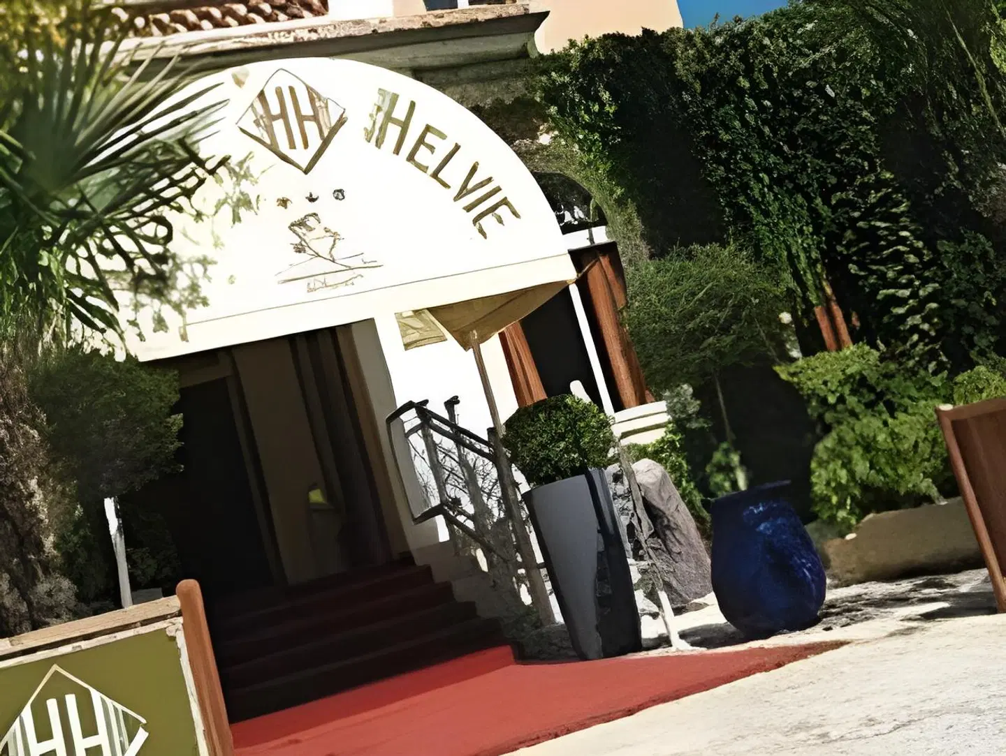 Helvie SPORTS_AND_LEISURE