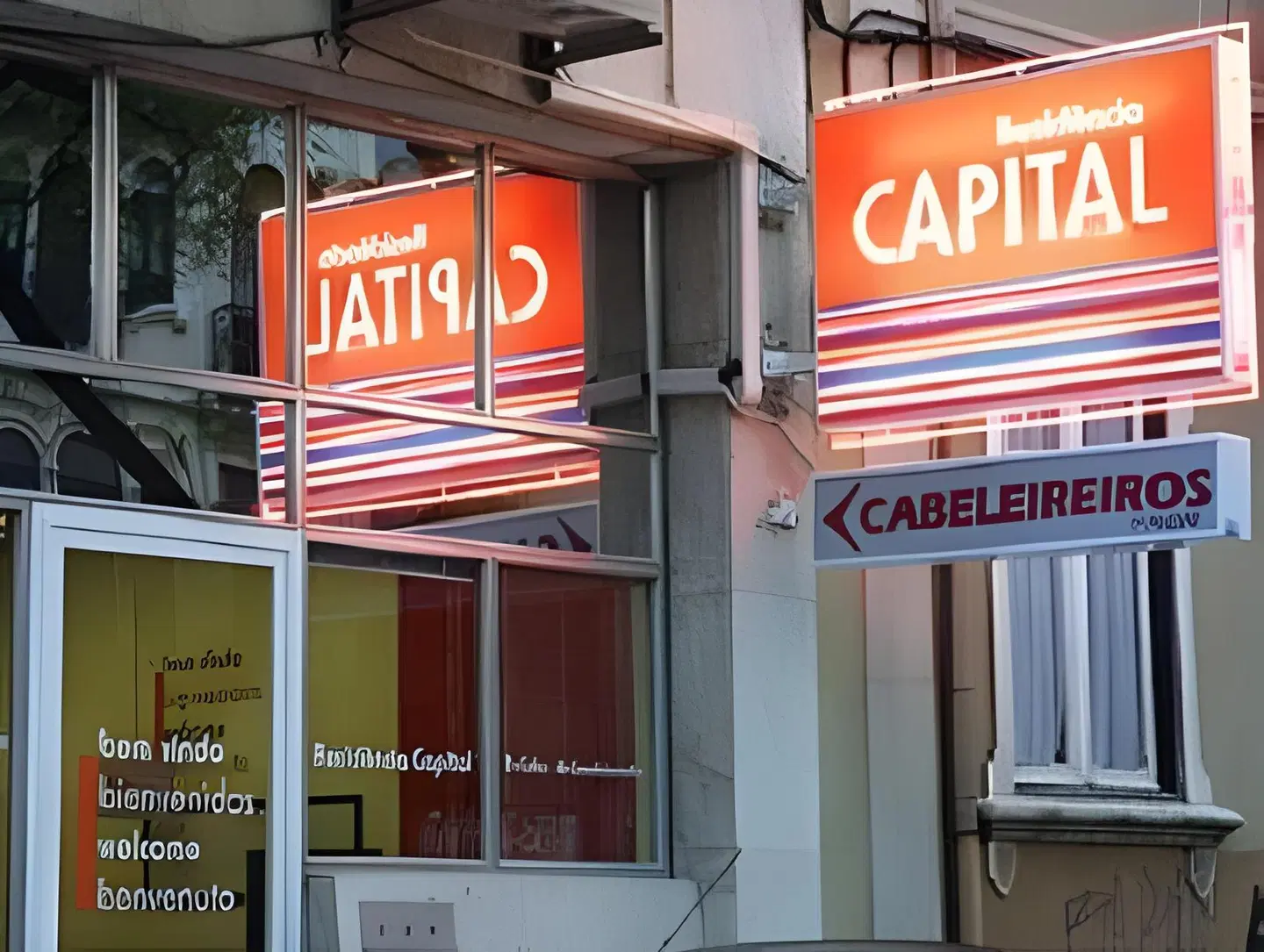 Capital EXTERIOR