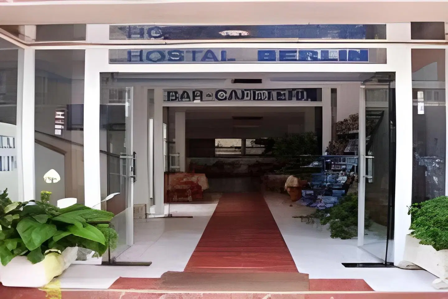 Hostal Berlin EXTERIOR