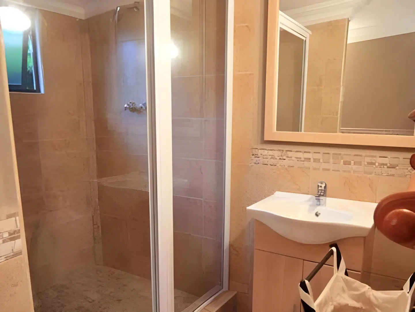 De Charmoy Estate Badezimmer