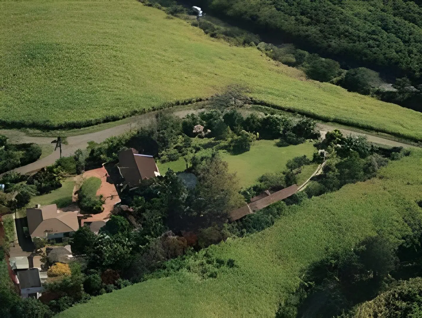 De Charmoy Estate LANDSCAPE