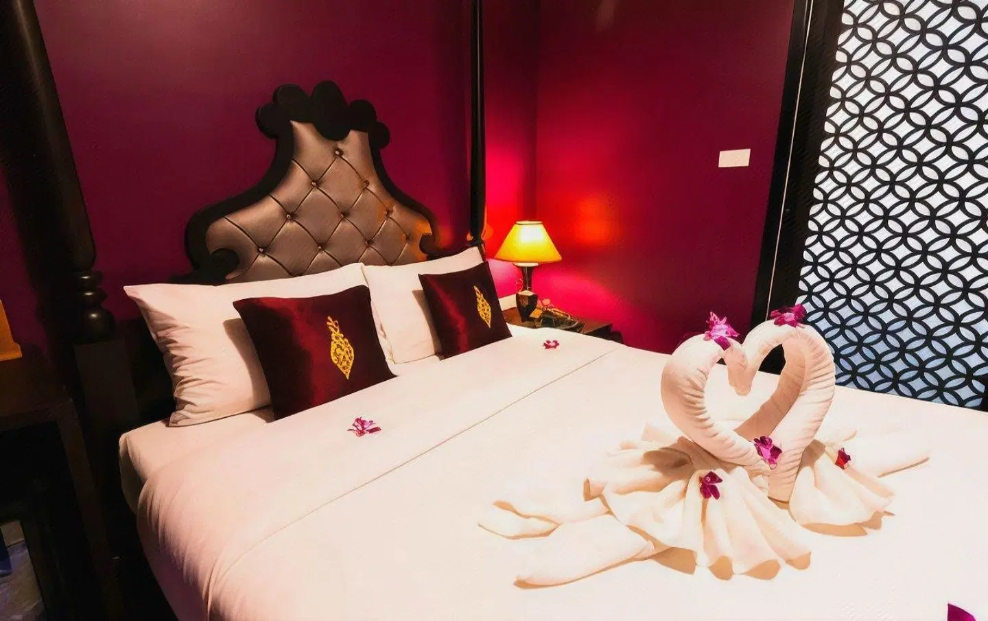 Violet Tower at Khaosan Palace HEALTH_BEAUTY