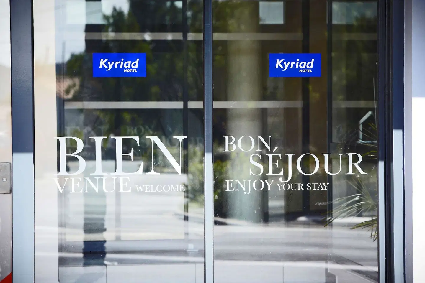 Kyriad Lyon Est - Saint-Quentin Fallavier EXTERIOR