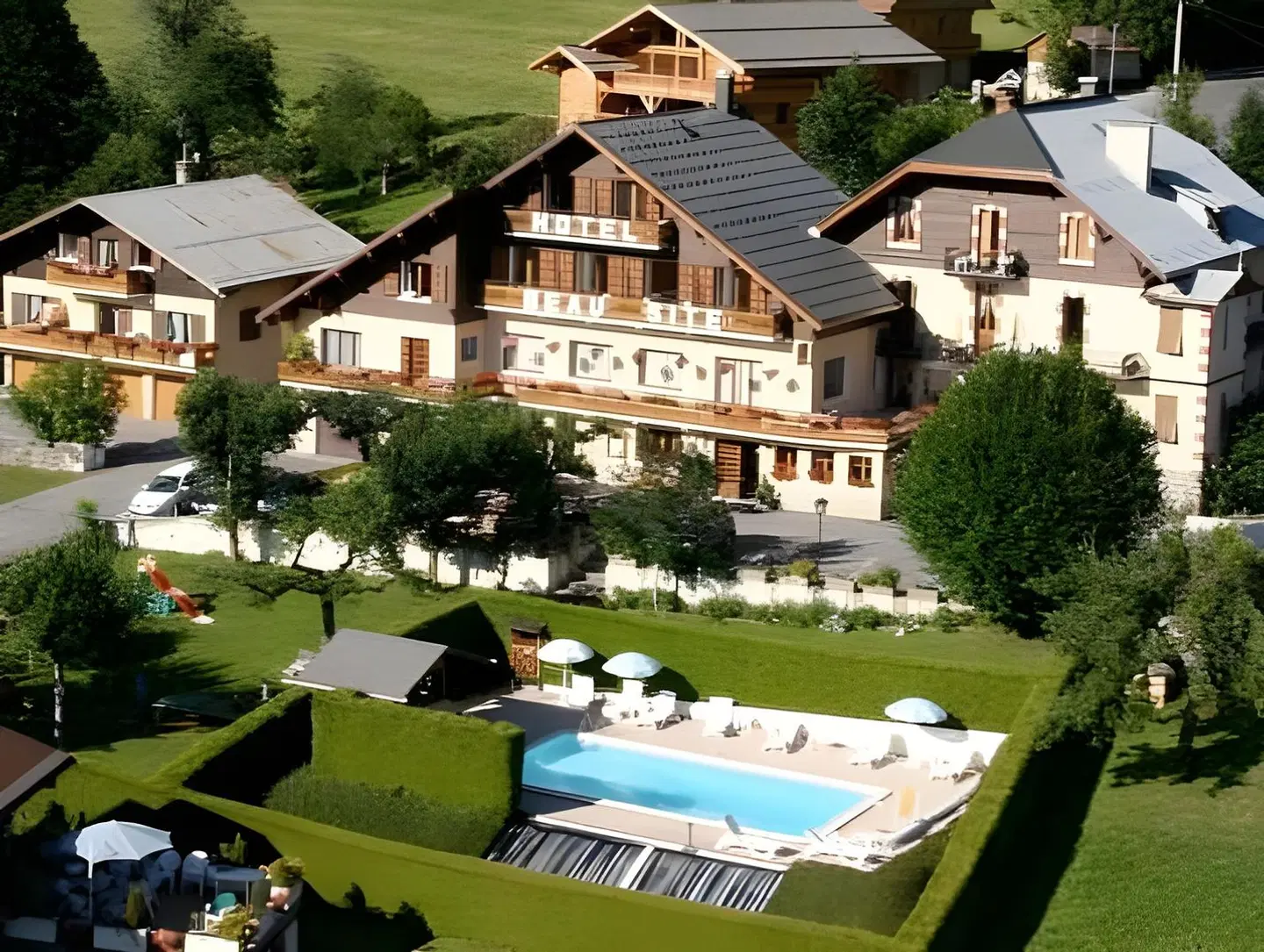 Beau Site EXTERIOR