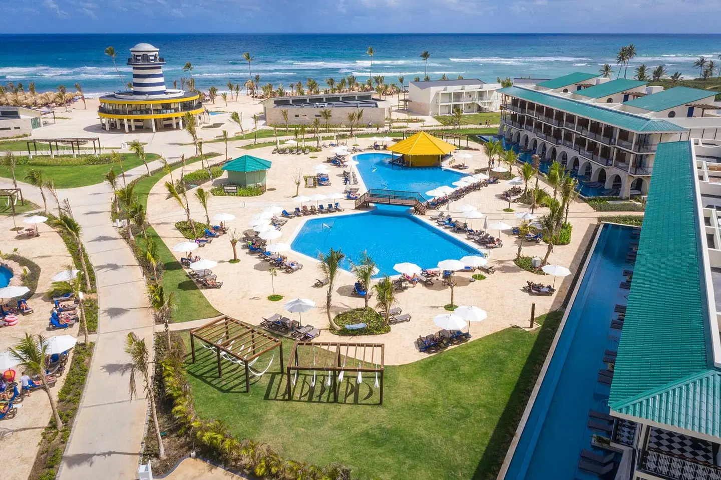 Ocean El Faro El Beso OUTDOOR_POOL
