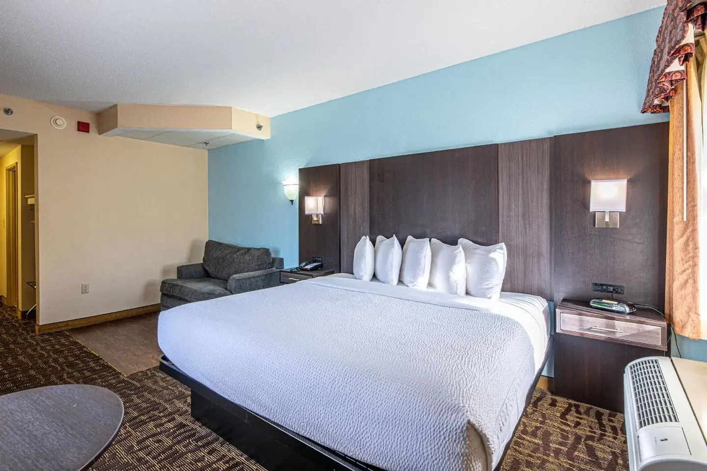 River Bend Inn - Pigeon Forge ROOM_EXAMPLE